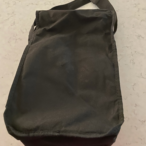Dufry Black Messenger Bag - Picture 2 of 4